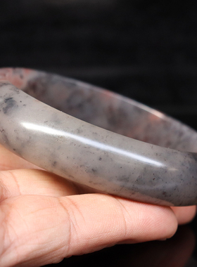 天然玉石桂林鸡血玉石手镯贵妃料上朗料61*16*8mm54g