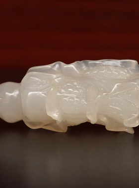 白菜手把件百财把玩件桂林鸡血玉石贵妃料冰绿款70*44*26mm 55g