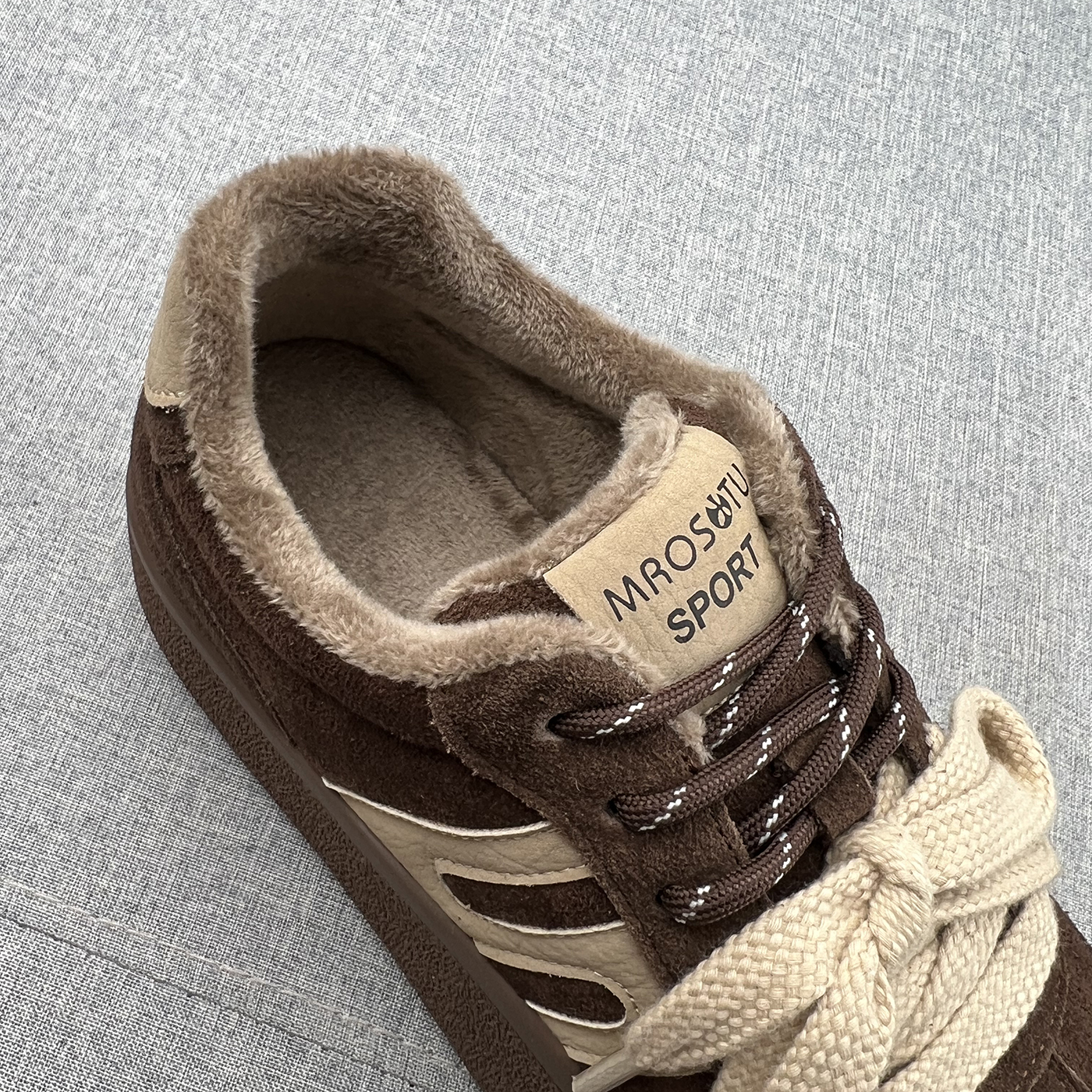 真皮加绒系带厚底增高德训鞋阿甘鞋2025年冬款防滑底运动休闲鞋女 - 图1