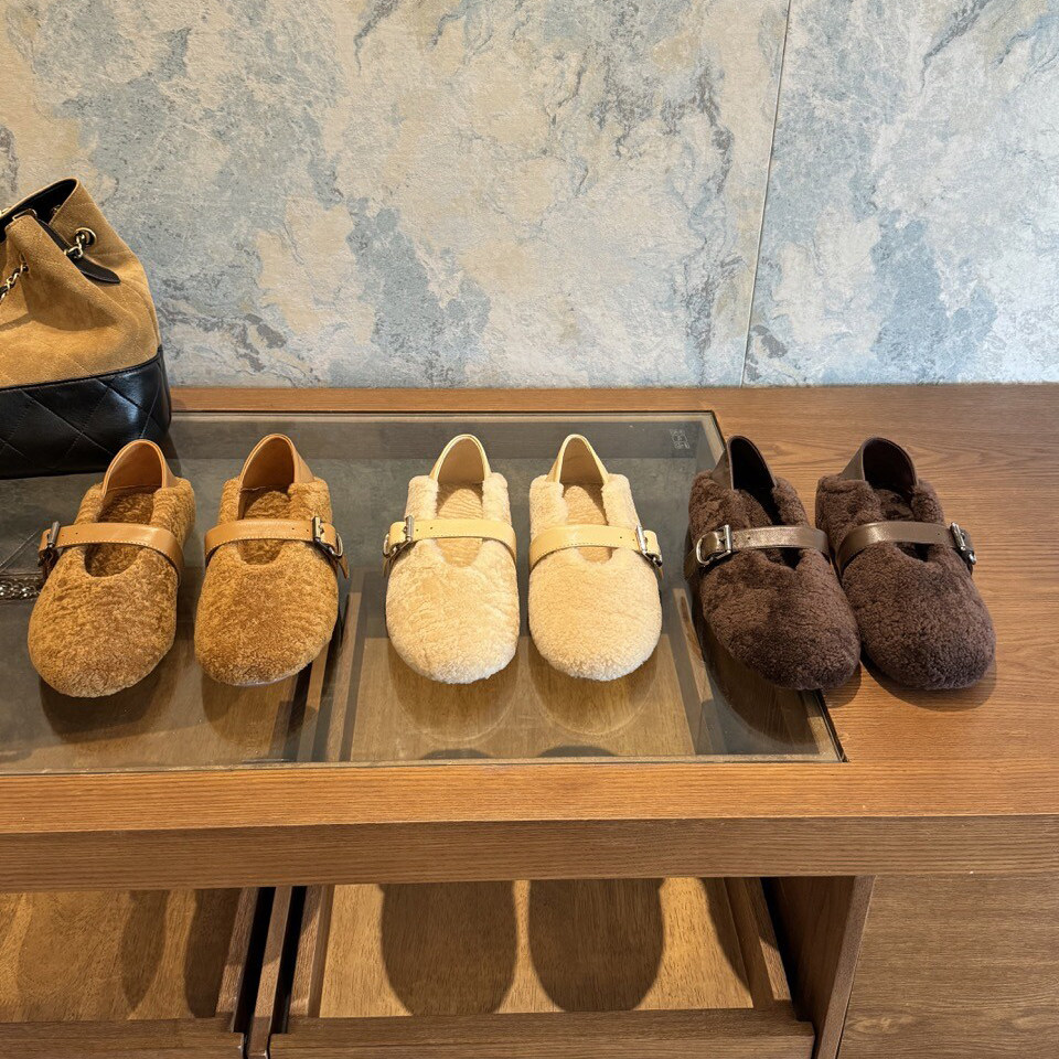 皮毛一体~2025秋冬新款羊羔毛一字扣玛丽珍单鞋女外穿保暖毛毛鞋,淘宝优惠券,粉丝福利购,淘宝优惠卷