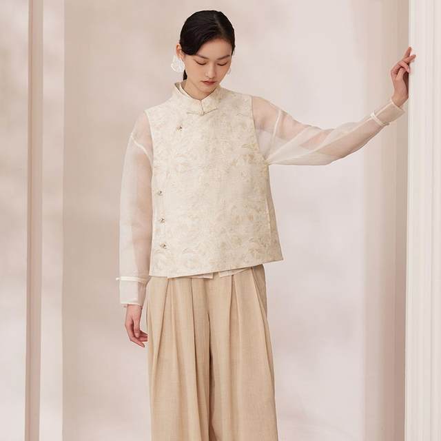 Ruyi Lianyun Haohui side-breasted jacquard texture disc buckle vest for women new Chinese style retro slit vest