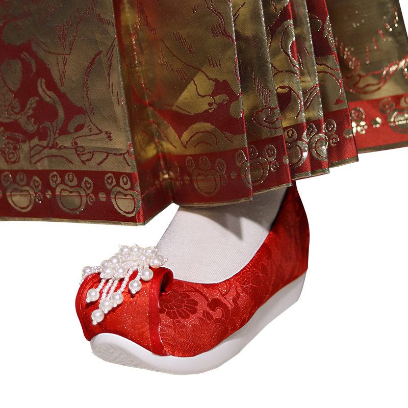 若兰兮x江南朱记汉服鞋内增高登云履圆头珠花云头布鞋高跟7cm婚鞋,淘宝优惠券,粉丝福利购,淘宝优惠卷