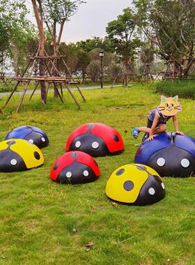 玻璃钢仿真甲虫户外幼儿园林景观草坪井盖装饰摆件大七星瓢虫雕塑