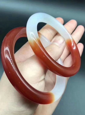 天然玉髓胖圆条玛瑙手镯