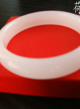 新疆白玉饰品手镯特价