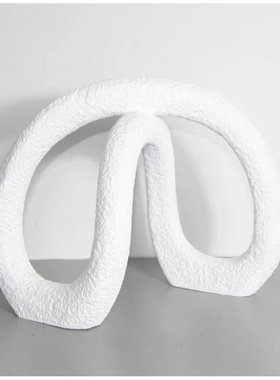 现代简约北欧黑色几何树脂摆件软装饰品样板房玄关博古架书柜摆设