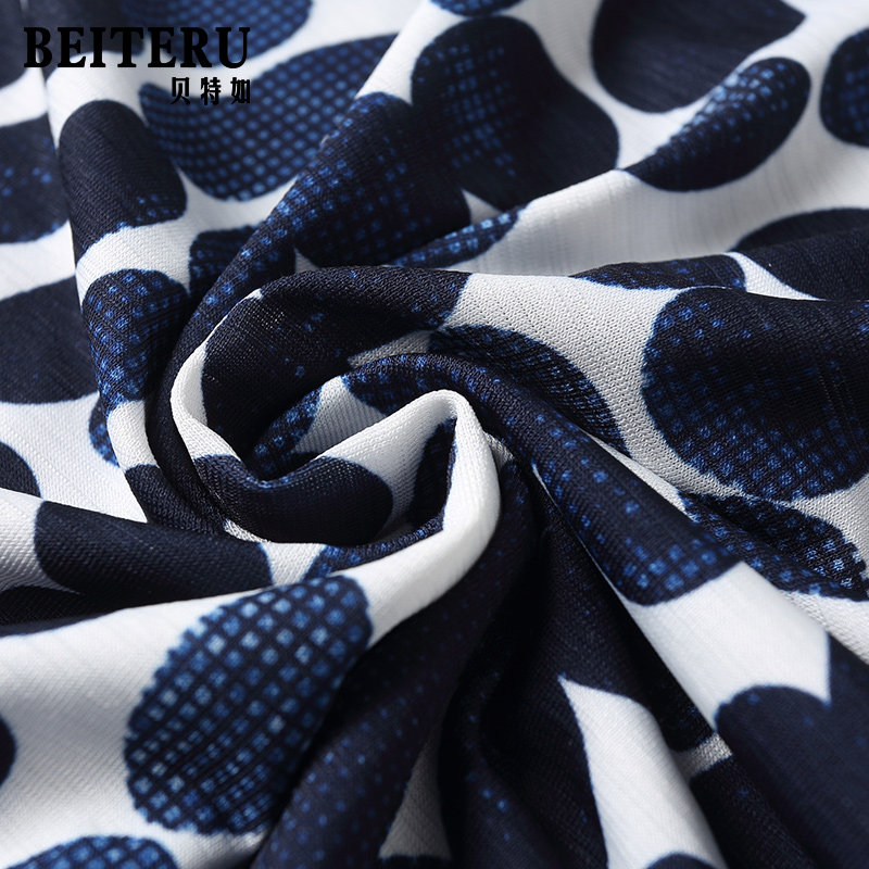  欧玛奇服饰中老年女装