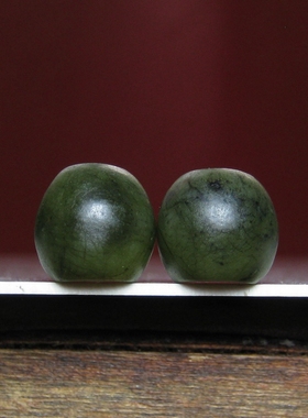 老地方玉桶珠一对9×8.5mm
