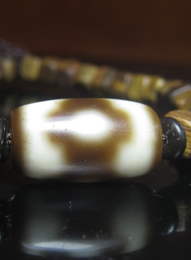 老三眼天珠玛瑙新沉香手串10.5m