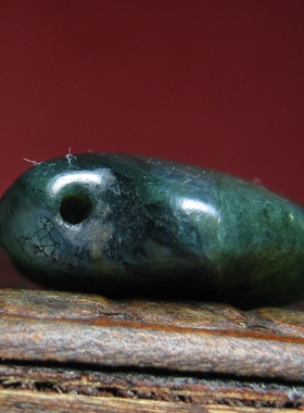 千年老水草绿玛瑙吊坠古董文玩