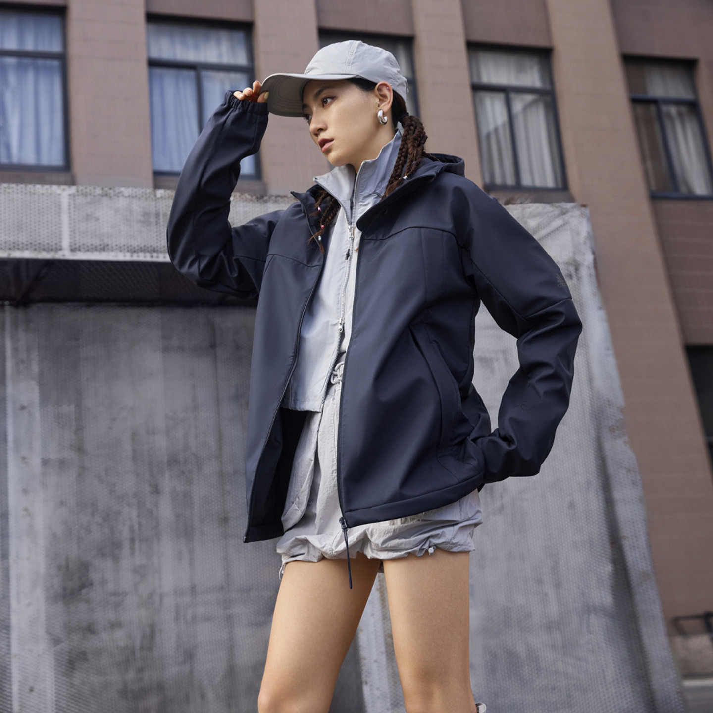 拒水防泼休闲简约加绒连帽夹克外套男女adidas阿迪达斯官方轻运动