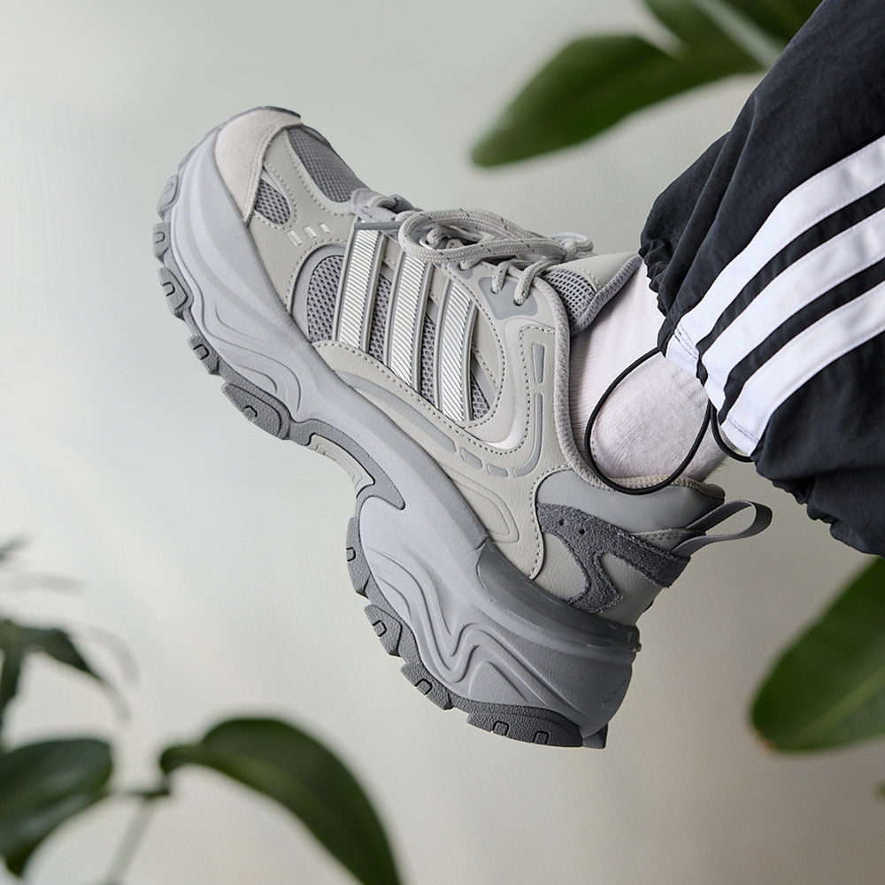 明星同款下班鞋SHADOW FEVER厚底复古老爹鞋adidas阿迪达斯轻运动