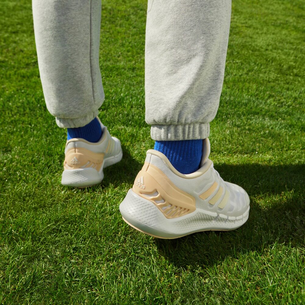  adidas板鞋/休闲鞋