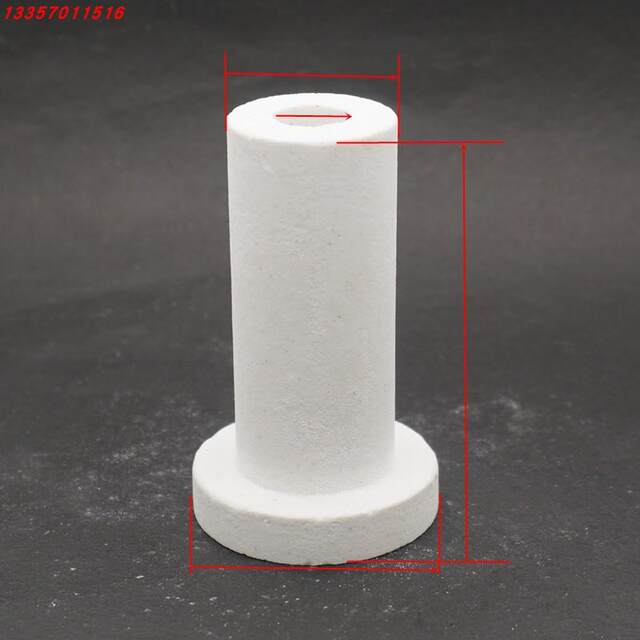 High temperature resistant ceramic bushing insulated porcelain head
