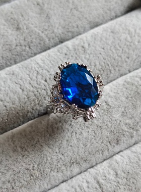 女铜镀银复古戒指圈环镶嵌草莓晶