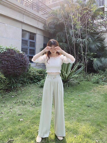 艾丽轩女装广州UUS店春夏薄款甜美清凉高腰垂坠面料阔腿裤长裤 - 图2