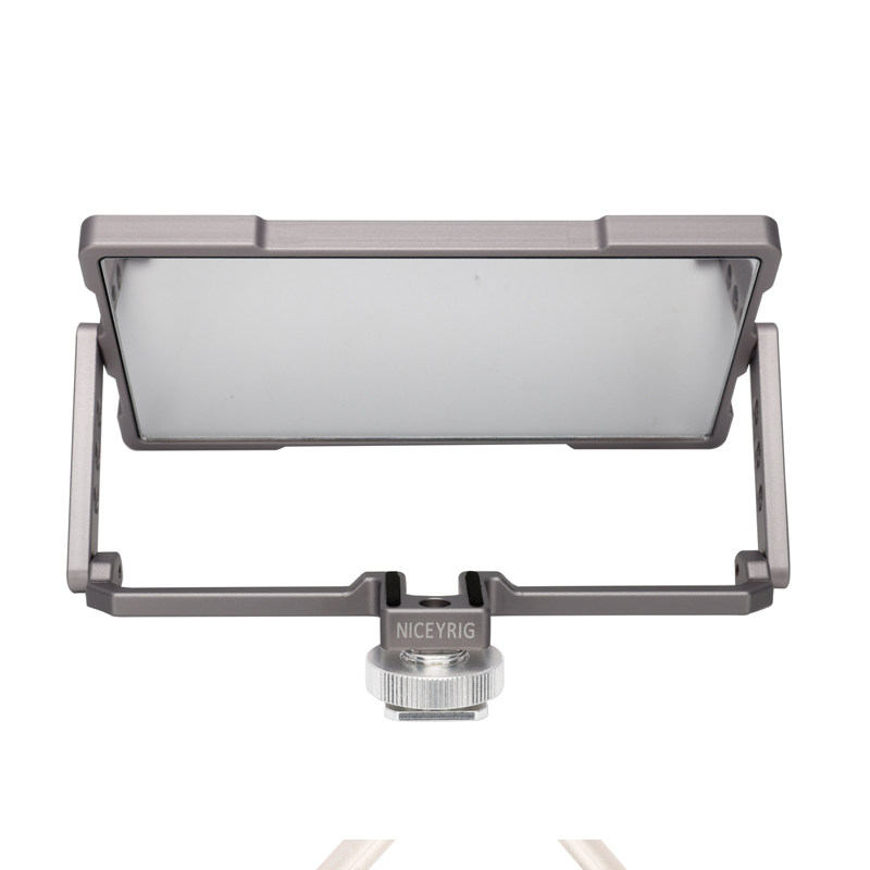 Laishenge photography accessories are sturdy and easy to adjust