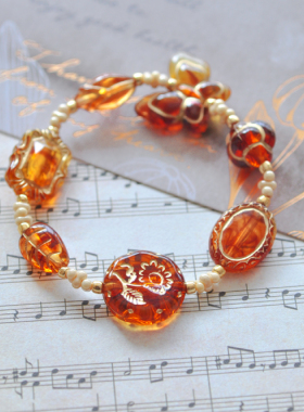 复古描金琥珀色花朵蝴蝶叶子手串