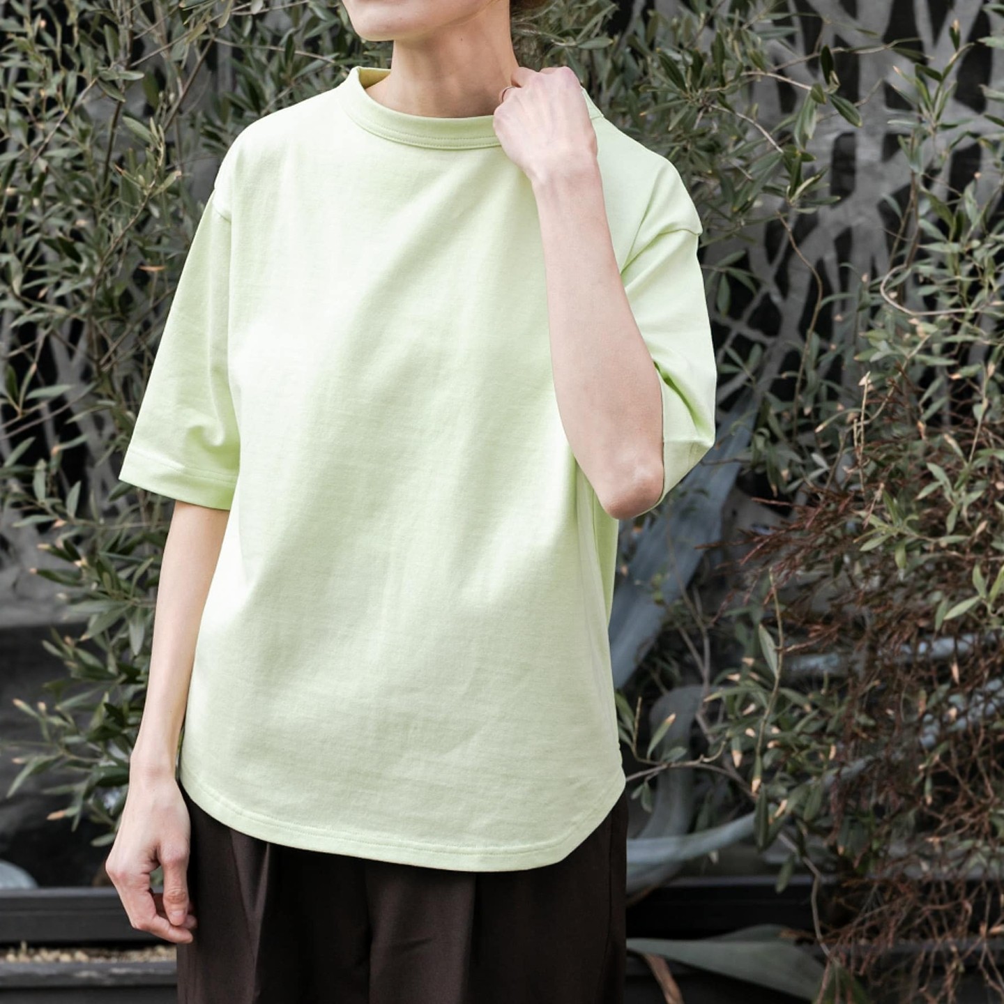 【8折】日本代购 FORK&SPOON 瓶领 5分袖 T 恤 DFA5-21V042 - 图3