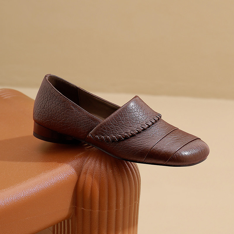 2025新款软底软皮一脚蹬小皮鞋舒适拼接低跟方头深口单鞋乐福鞋女,淘宝优惠券,粉丝福利购,淘宝优惠卷