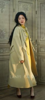 Lan Yiwuyu ການອອກແບບຕົ້ນສະບັບໃຫມ່ແບບຈີນ willow ສີເຫຼືອງສີຂຽວເຮັດດ້ວຍມື buckle wool double-sided woolen coat retro cloak