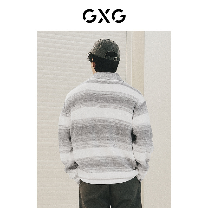 【龚俊心选】GXG男装灰白条渐变半开襟翻领高领拉链毛衣针织衫-图2