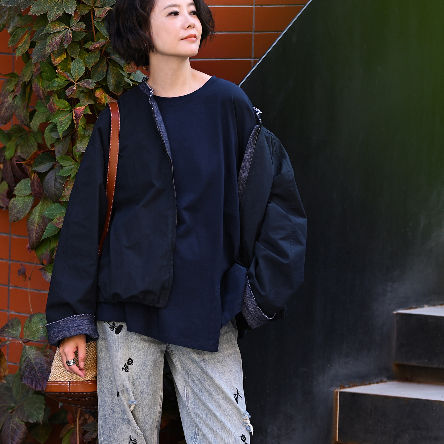 包邮W85327 休闲文艺百搭牛仔拼色毛边圆领宽松拉链夹克外套女秋 - 图1