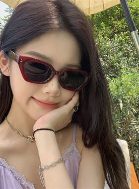 猫眼框红色墨镜女防紫外线偏光潮