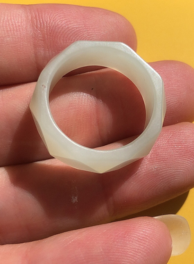 典藏级新疆和田籽料白玉戒指戒圈玉质油润细腻钻石宝石切割面少见