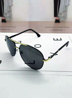 新款2020墨镜男士防紫外线眼睛司机开车蛤蟆款偏光太阳眼镜批发