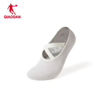 China Jordan professional yoga socks female non-slip Prati beginners indoor special spring and autumn floor sports fitness