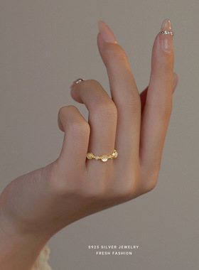 S925银戒指复古小众巴洛克少女猫眼石法式轻奢开口可调节气质百搭