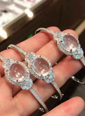 925银镀金高碳钻白冰水沫玉蛋面手镯女轻奢小众