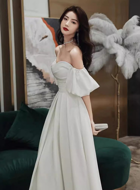 白色礼服女2025新款宴会气质名媛长款连衣裙派对一字肩抹胸