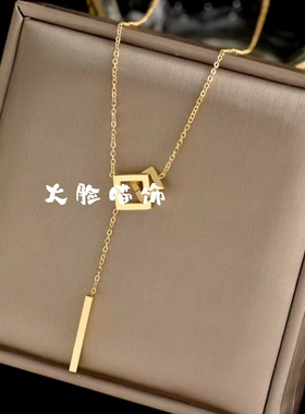 钛钢项链不掉色气质网红高级感方形双扣颈链时尚饰品简约学生锁骨