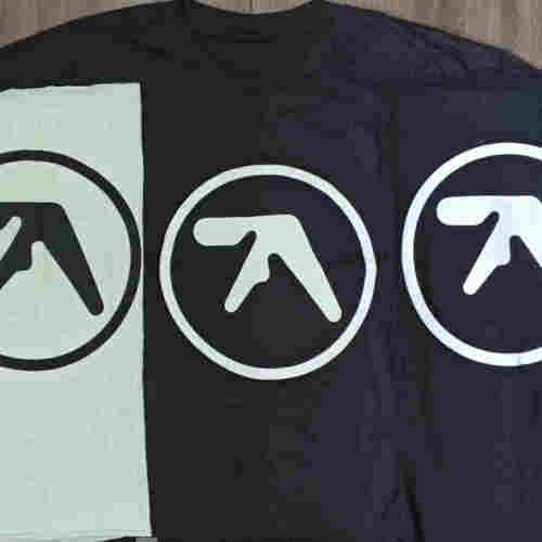 原创美潮SS25 Aphex Twin Ambient Works Tee胸前印花LOGO短袖T恤 - 图0