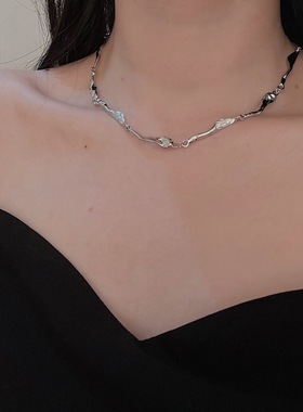 小众风轻奢感金属项链