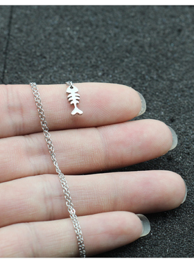 动漫鱼骨项链女生配饰夏季轻奢小众气质简约锁骨链高级感-3