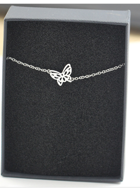 飞翔蝴蝶choker项链女轻奢高级感爆款小众设计锁骨链女友闺蜜礼物