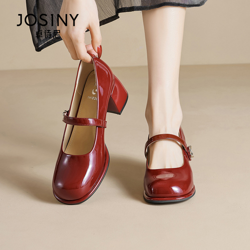 问答|如何避免新买的婚鞋磨脚？婚鞋应该提前多久试穿适应？