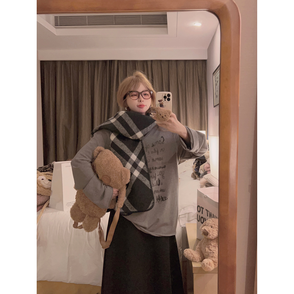 Yukiss【氛围拉满!复古好搭配/格纹双面围巾披肩】 - 图1