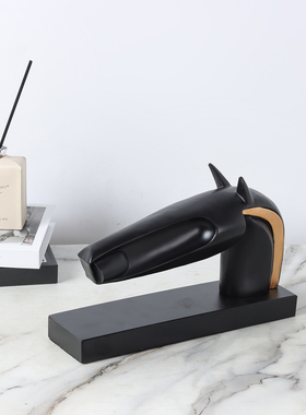 现代创意抽象马头摆件样板间办公室展厅陈列酒柜玄关装饰工艺品