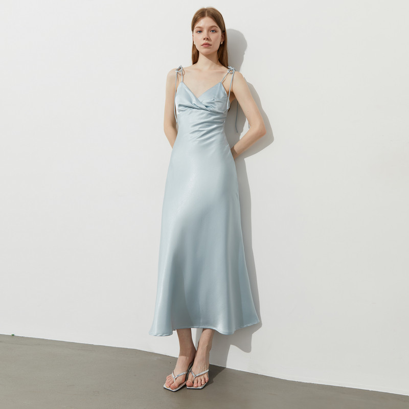 DPLAY2025年夏季新款蓝色缎面连衣裙女法式吊带礼服裙子鱼尾长裙,淘宝优惠券,粉丝福利购,淘宝优惠卷