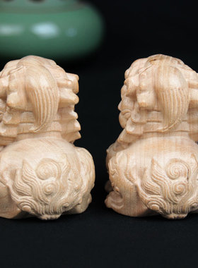 桃木立体雕刻桌面貔貅摆件