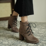Martens, короткие сапоги, демисезонный ремень на каблуке, модные ботинки, широкий устойчивый каблук, коллекция 2021, круглый носок, большой размер