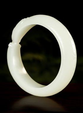 天然新疆和田玉黄皮白玉籽玉手镯 连连有余 内径58mm 80克