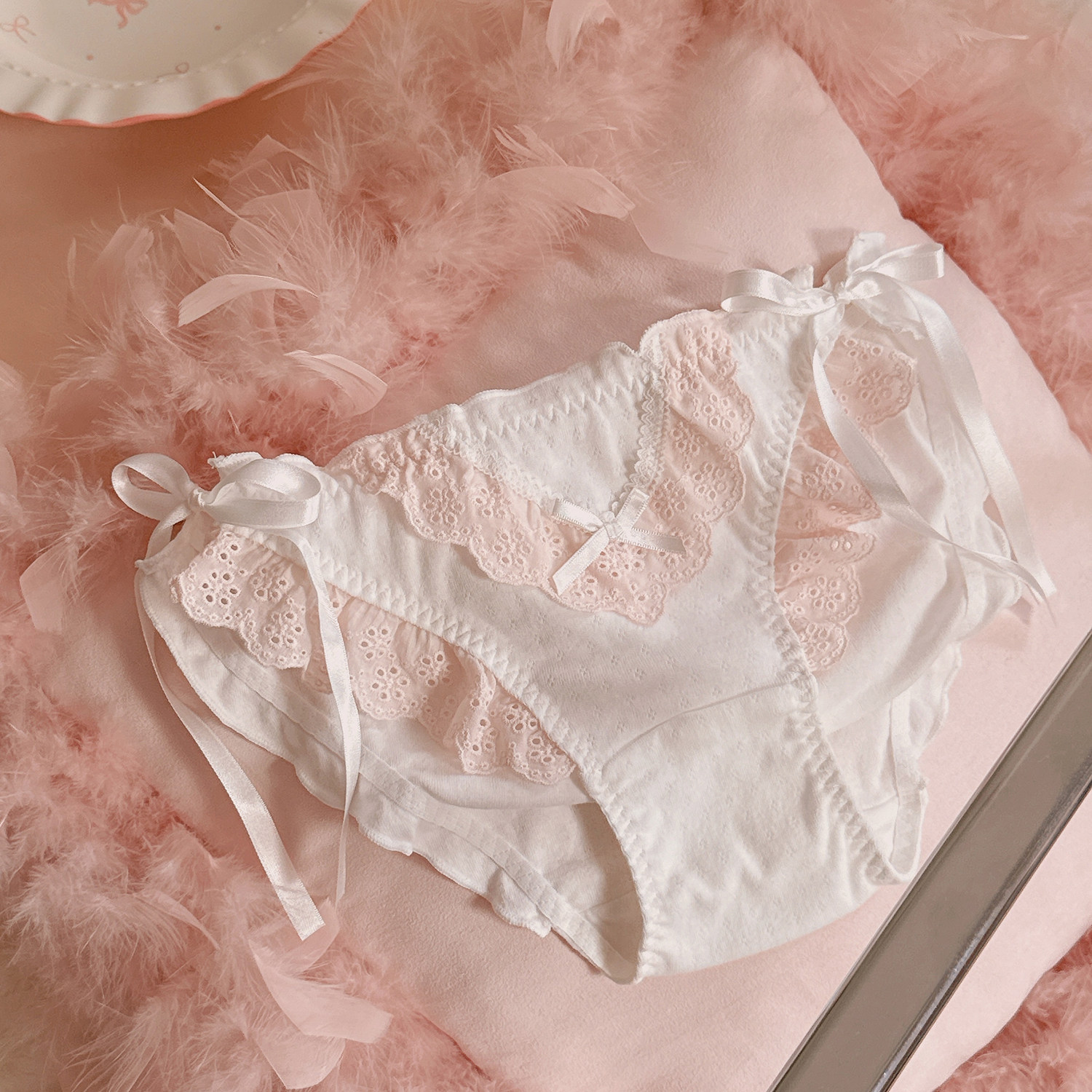 漂亮礼物~甜美纯欲高开叉少女内裤系带花边透气孔A类纯棉,淘宝优惠券,粉丝福利购,淘宝优惠卷