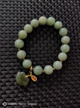 天然保真正品佘太翠玉手串和田玉如意锁小吊坠手链女单圈10mm圆珠