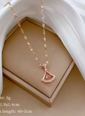 潮流气质高端永恒灵动小裙子项链跳动的心项链女公主流苏锁骨链