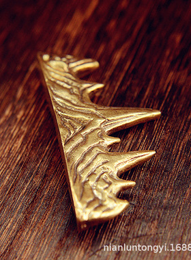 黄铜山形笔架黄铜假山石书房笔架摆件创意镇纸古玩微雕铜器